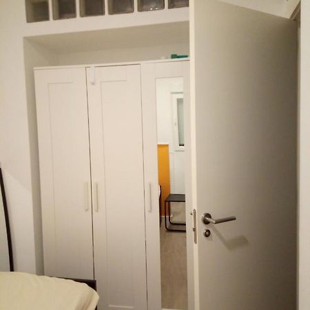 Alquilo Habitación individual con aseo privado solo Chicas, only girls Valência Exterior foto